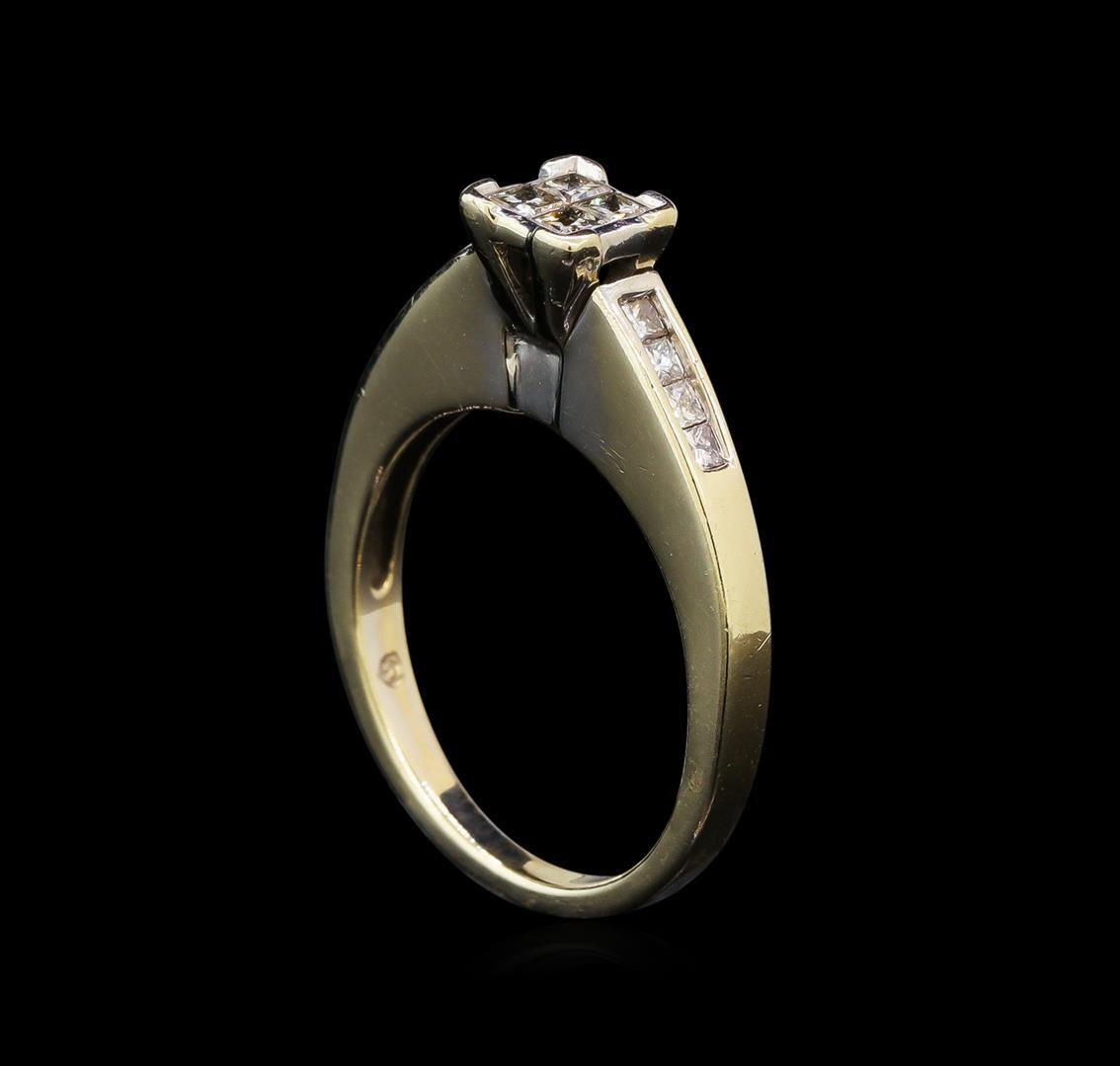 14KT White Gold 0.45 ctw Diamond Ring