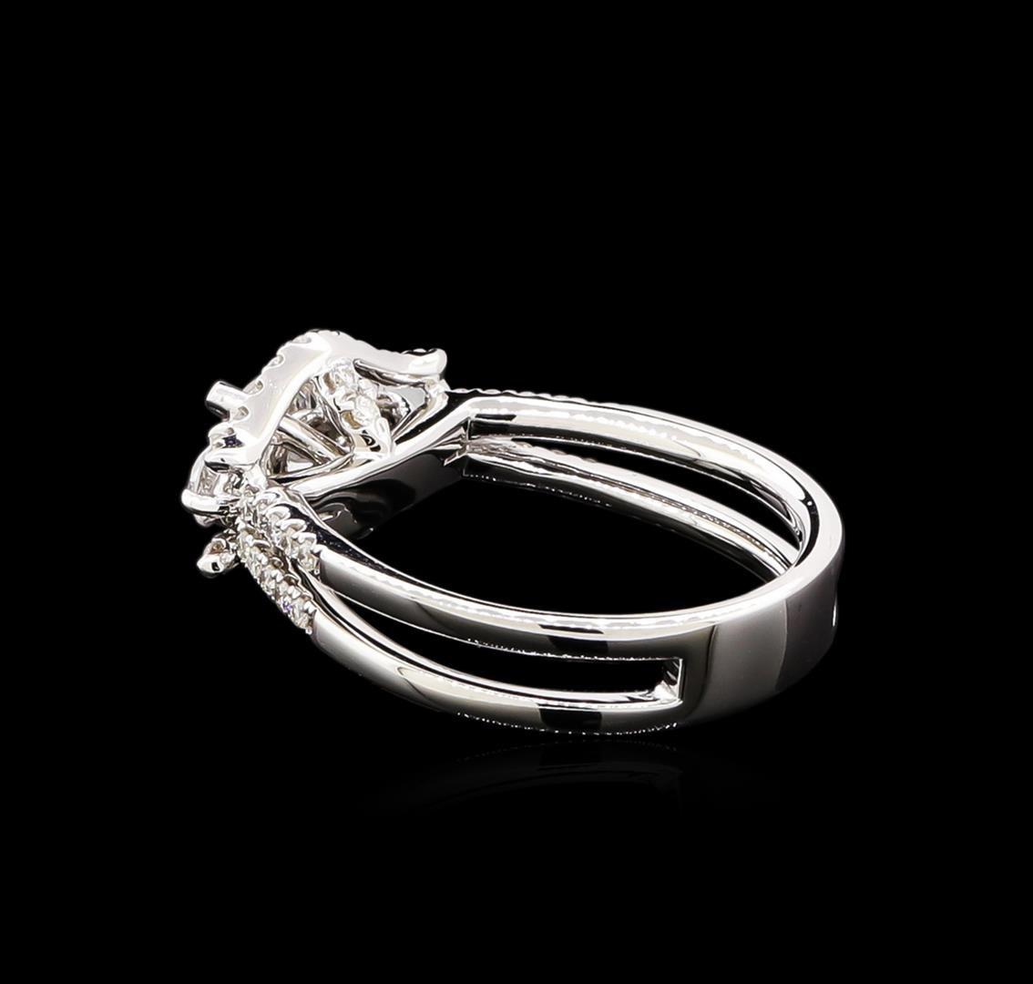 1.22 ctw Diamond Ring - 18KT White Gold