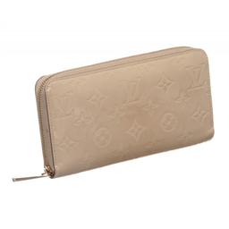 Louis Vuitton Beige Vernis Monogram Zippy Wallet