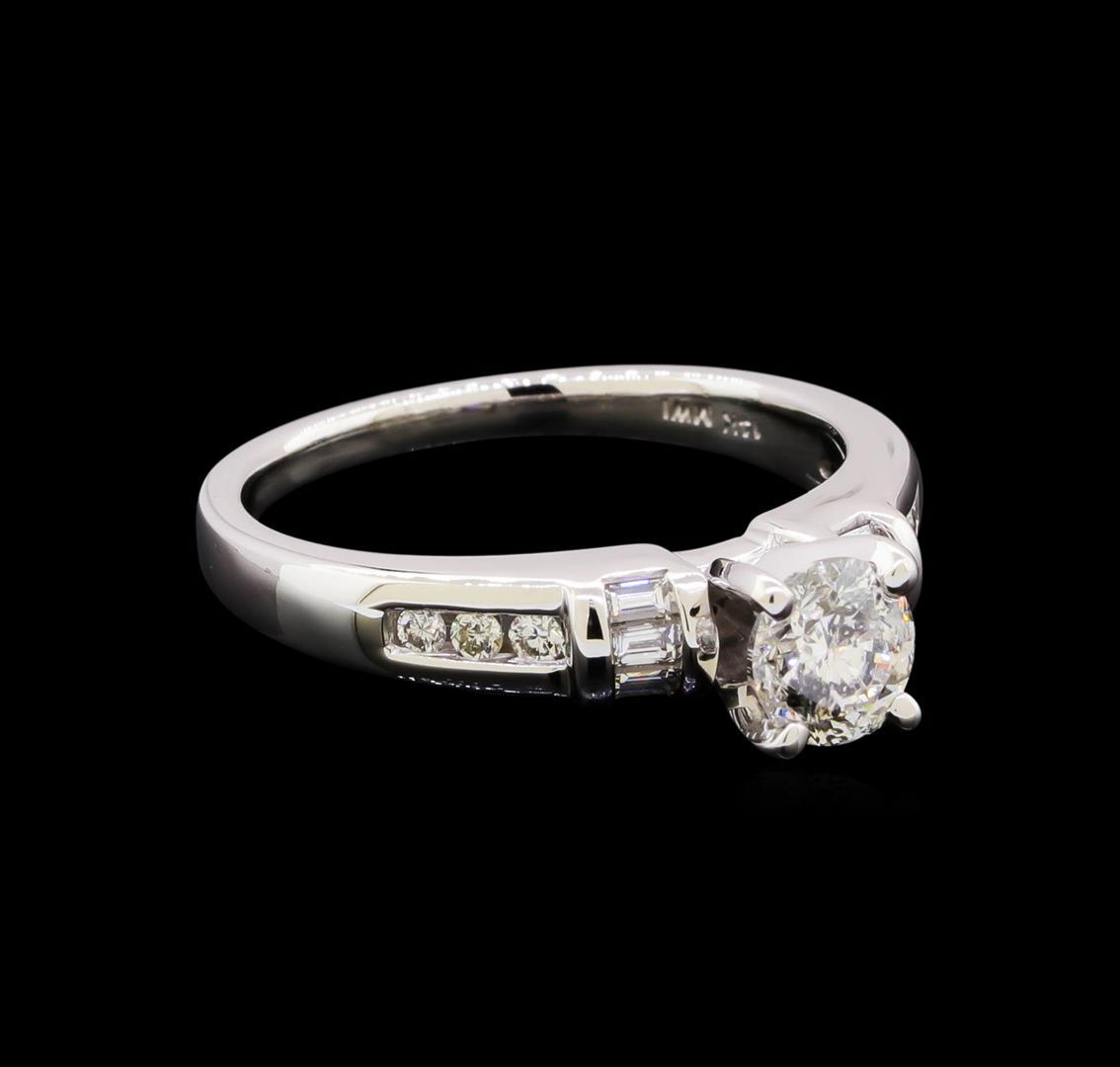 0.91 ctw Diamond Ring - 14KT White Gold