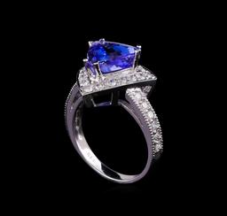 14KT White Gold 2.20 ctw Tanzanite and Diamond Ring