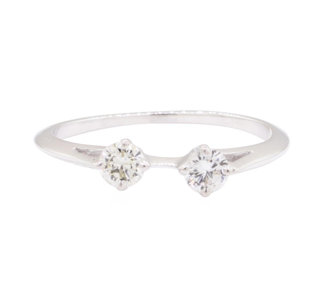 0.36 ctw Diamond Ring - 14KT White Gold