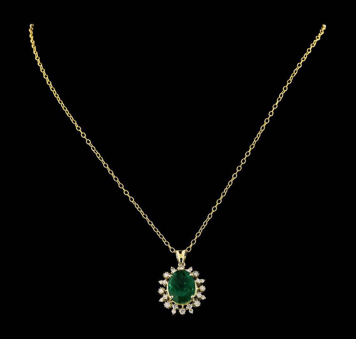 6.40 ctw Emerald and Diamond Pendant With Chain - 14KT Yellow Gold