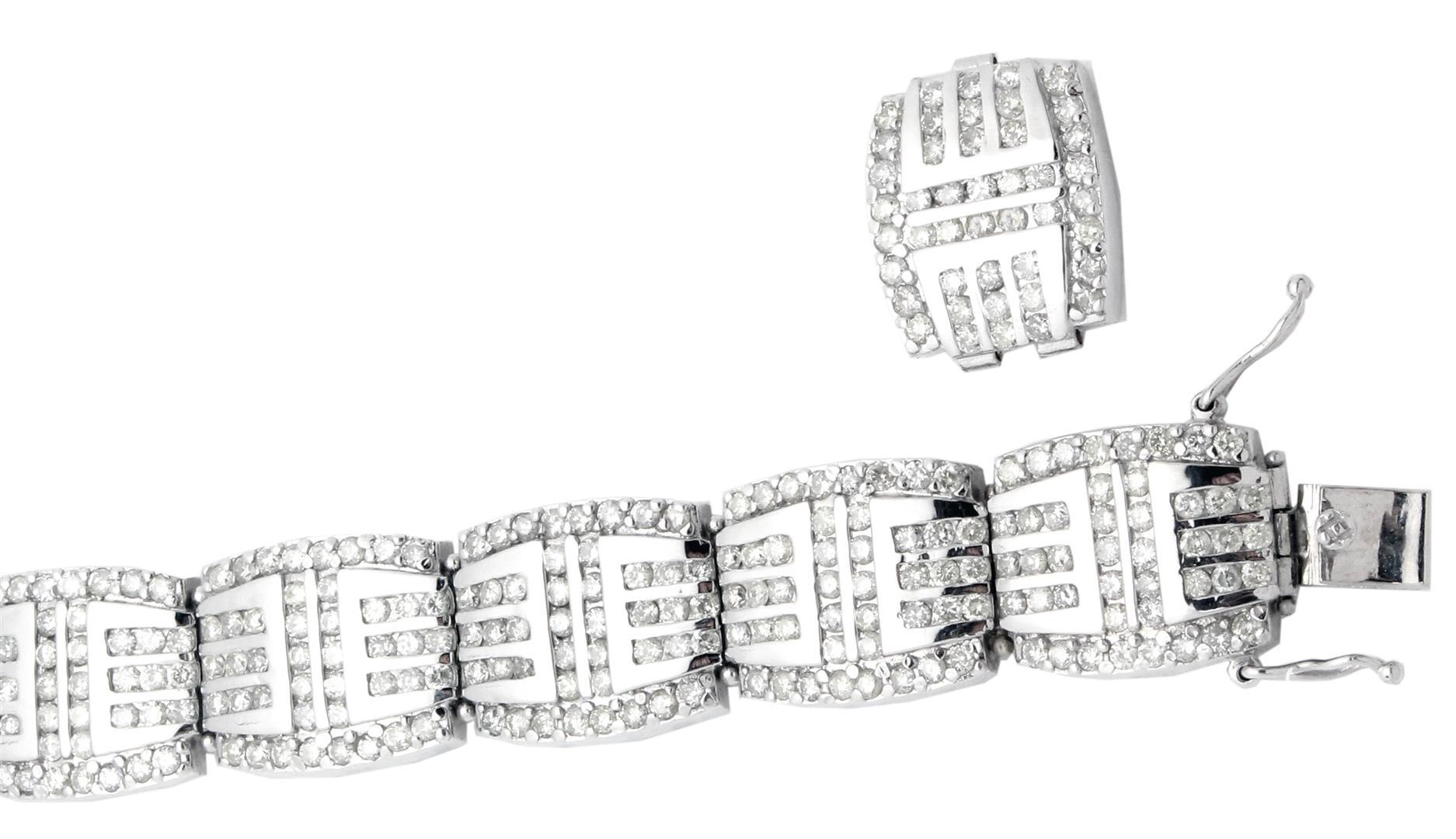 13.20 ctw Diamond Bracelet - 14KT White Gold