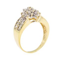 1.06 ctw Diamond Ring - 10KT Yellow Gold