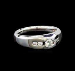 14KT White Gold 0.55 ctw Diamond Ring