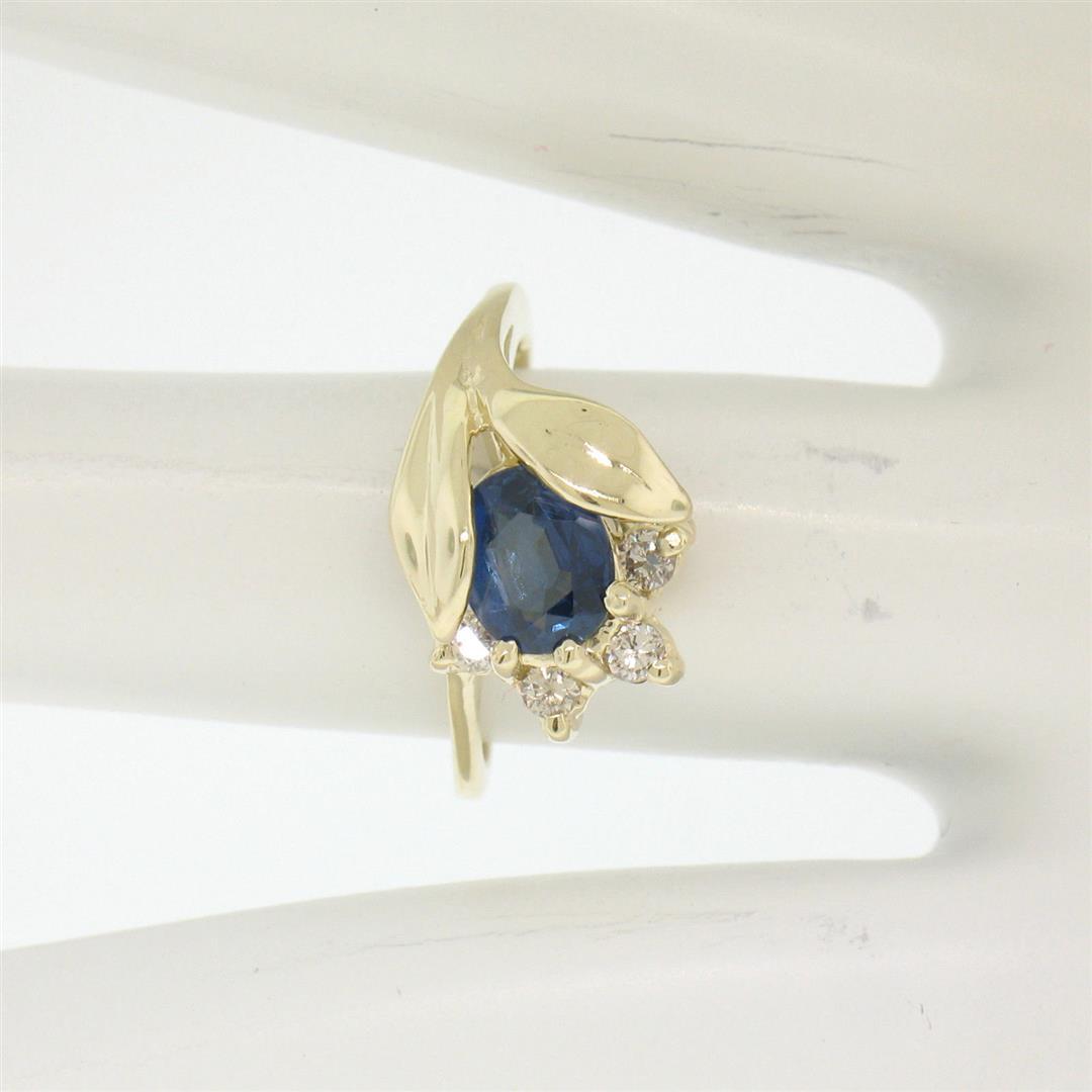 14K Solid Yellow Gold 1.14 ctw Oval Sapphire Blooming Flower Ring Diamond Accent