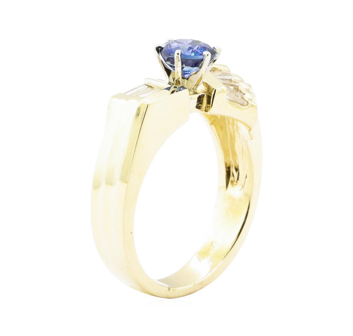 1.43 ctw Sapphire And Diamond Ring - 14KT Yellow Gold