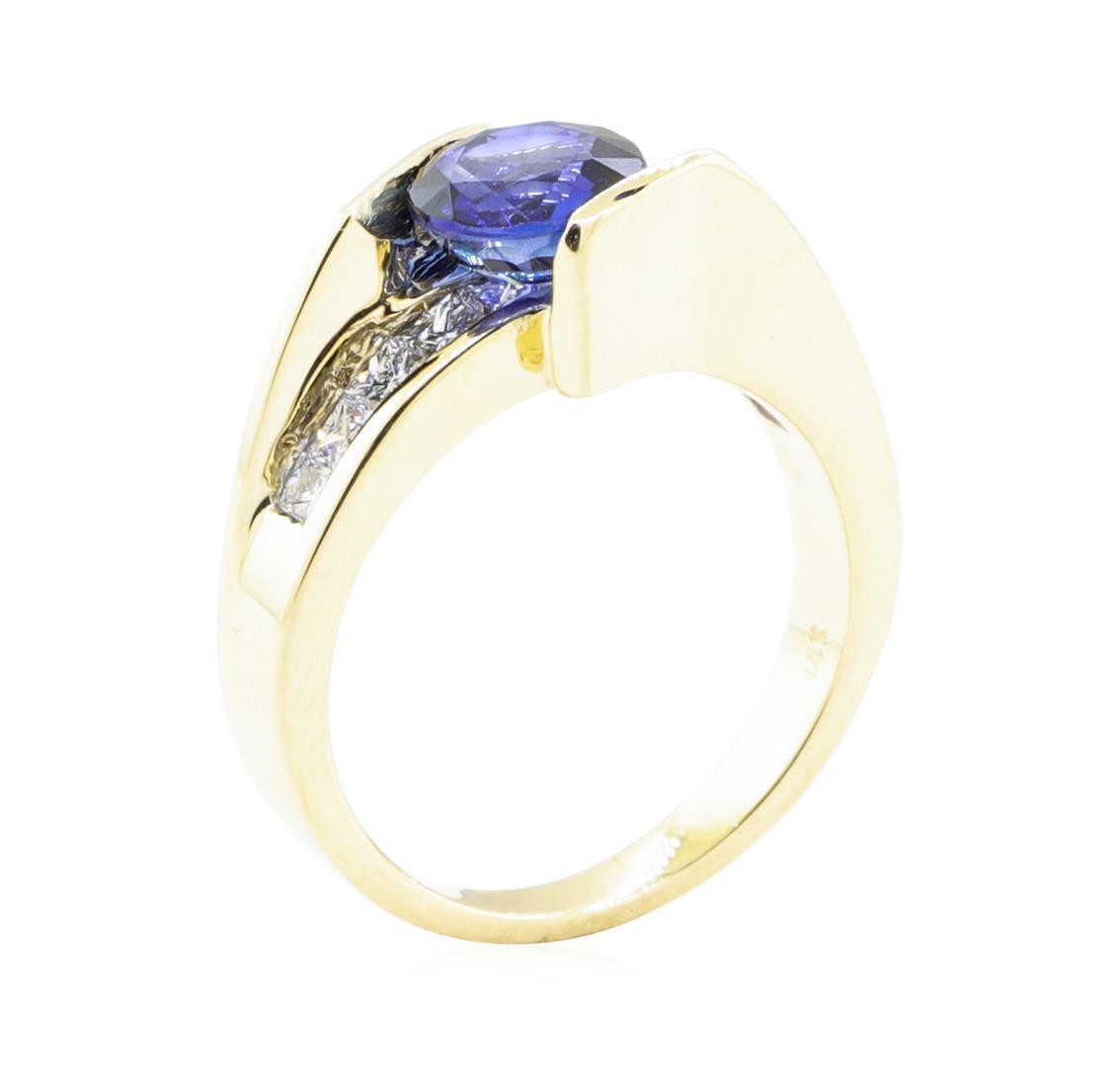 2.14 ctw Sapphire And Diamond Ring - 14KT Yellow Gold