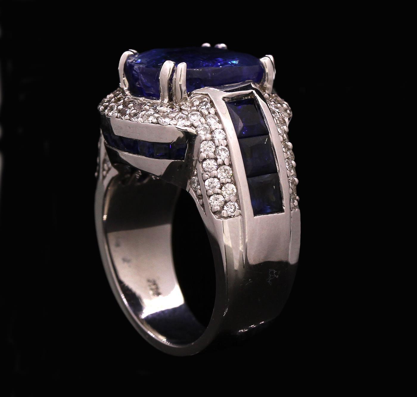 12.45 ctw Sapphire and Diamond Ring - 14KT White Gold