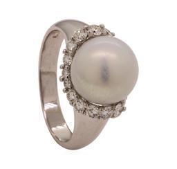 0.40 ctw Diamond and Pearl Ring - 18KT White Gold