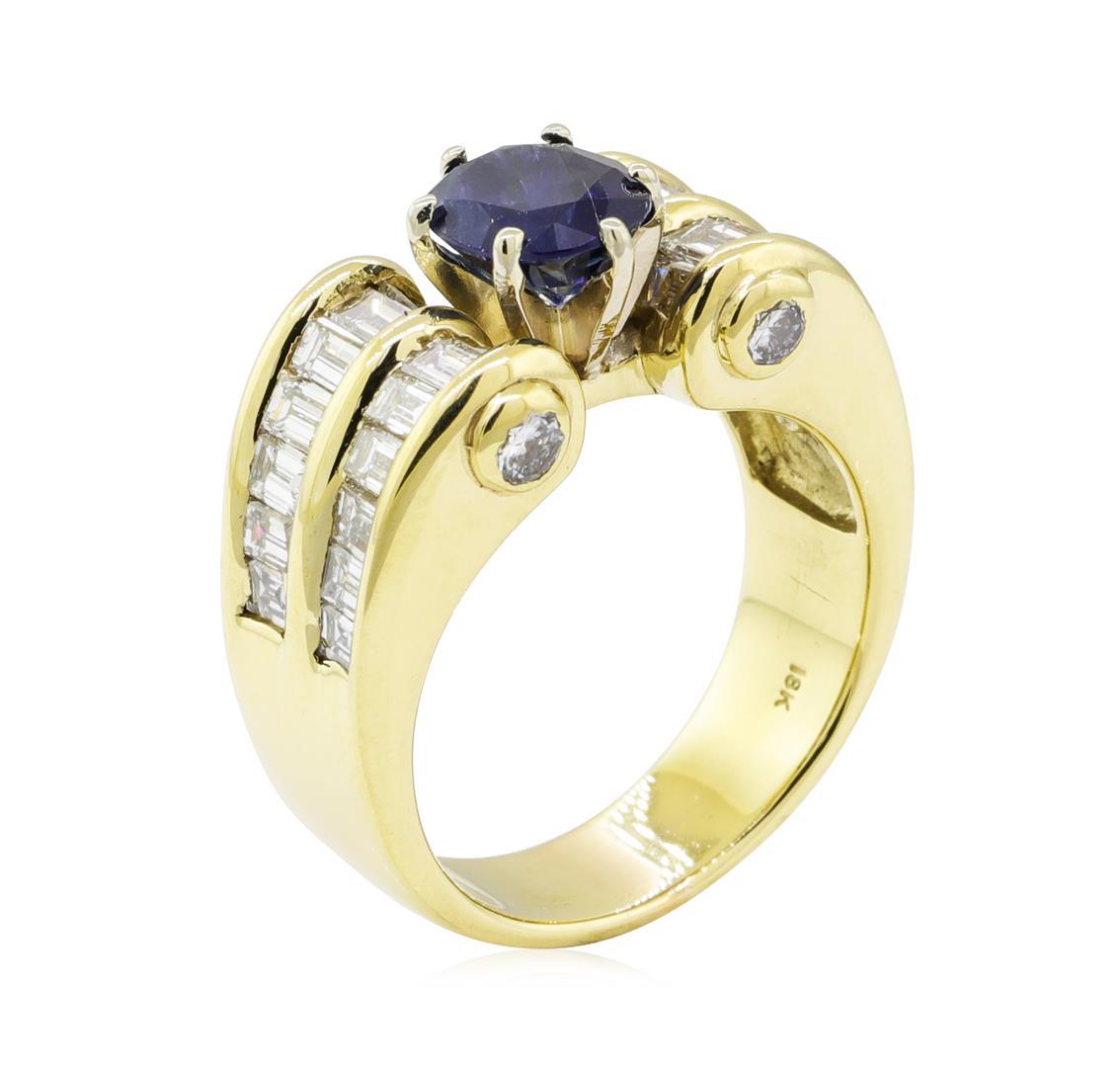 4.16 ctw Sapphire and Diamond Ring - 18KT Yellow Gold