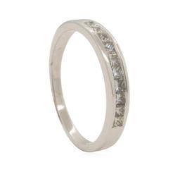 0.4 ctw Diamond Ring - 14KT White Gold