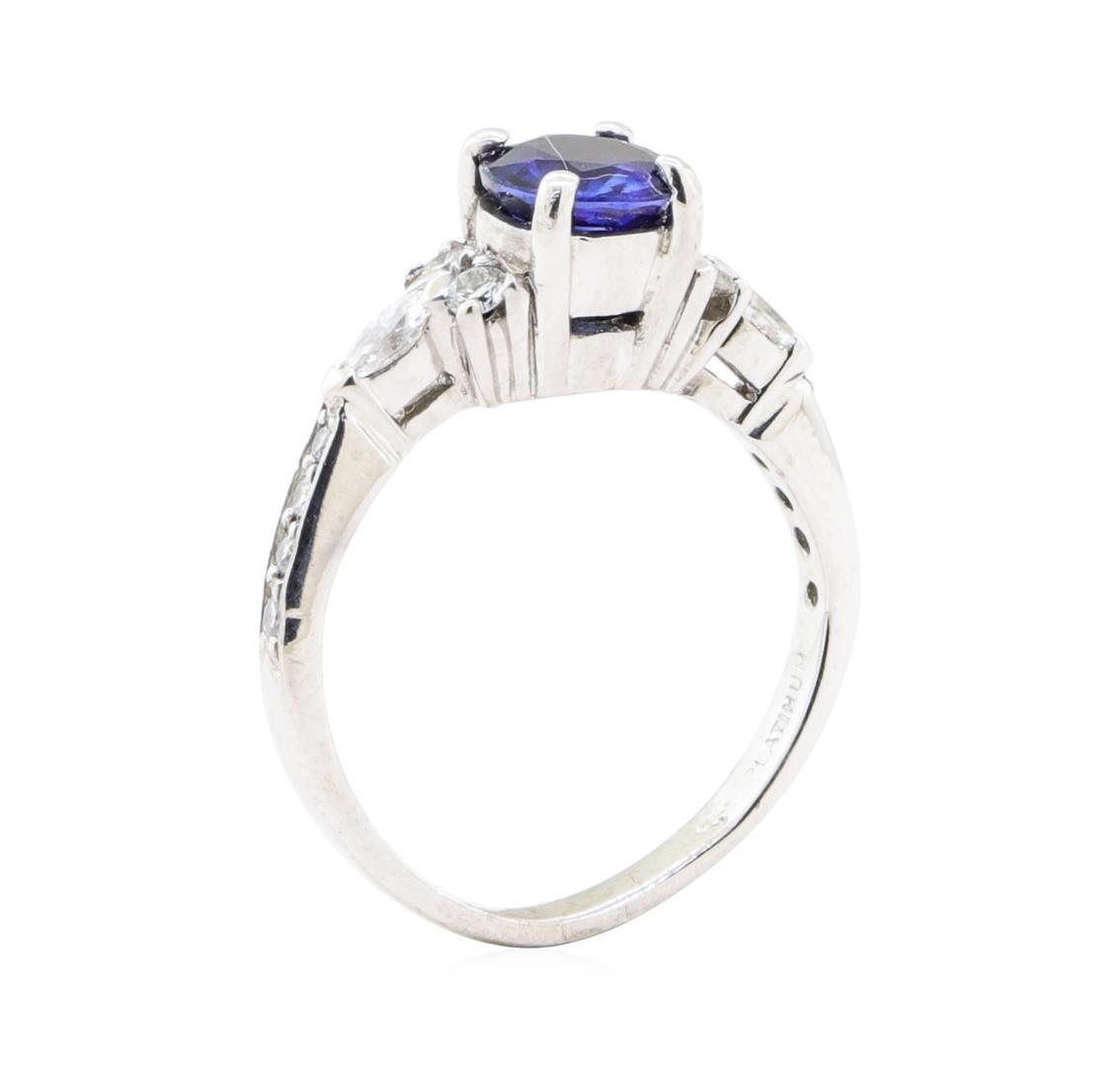 1.41 ctw Sapphire and Diamond Ring - Platinum