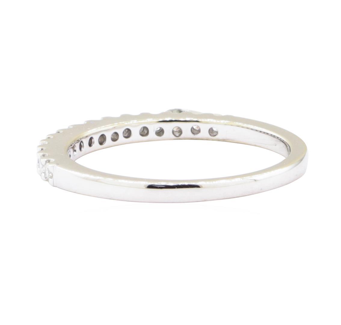 0.15 ctw Diamond Ring - 18KT White Gold