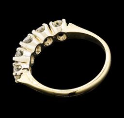 0.90 ctw Diamond Ring - 14KT Yellow Gold