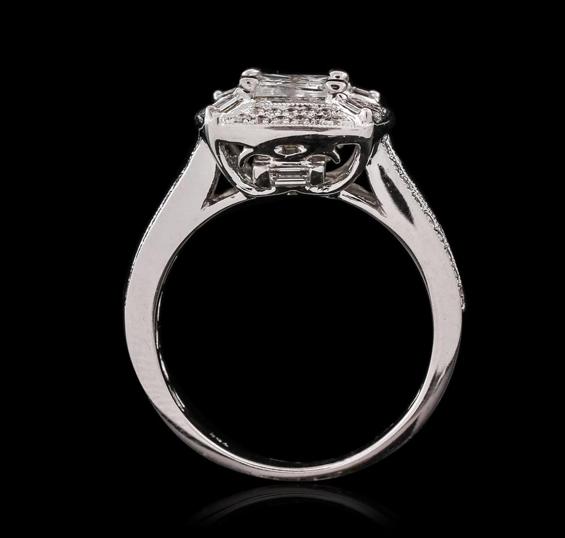 18KT White Gold 1.56 ctw Diamond Ring