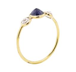1.20 ctw Sapphire and Moonstone Ring - 18KT Yellow Gold