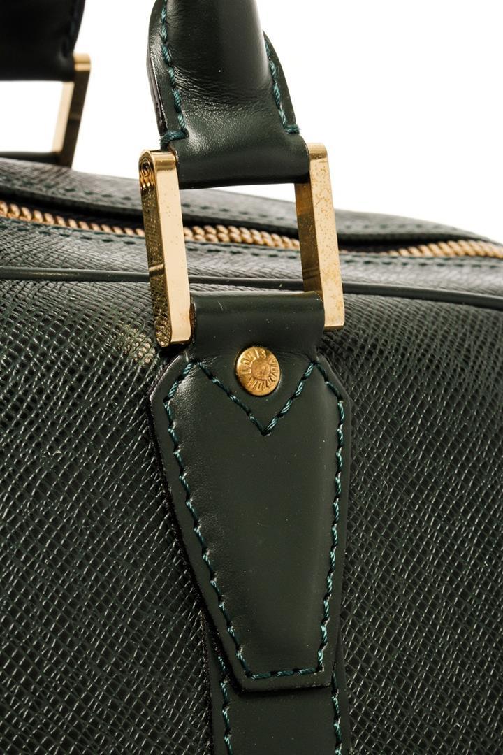 Louis Vuitton Green Taiga Leather Kendall GM Bag