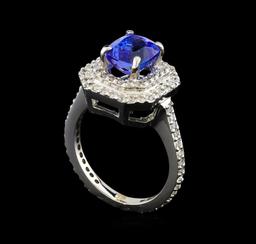 14KT White Gold 2.00 ctw Tanzanite and Diamond Ring