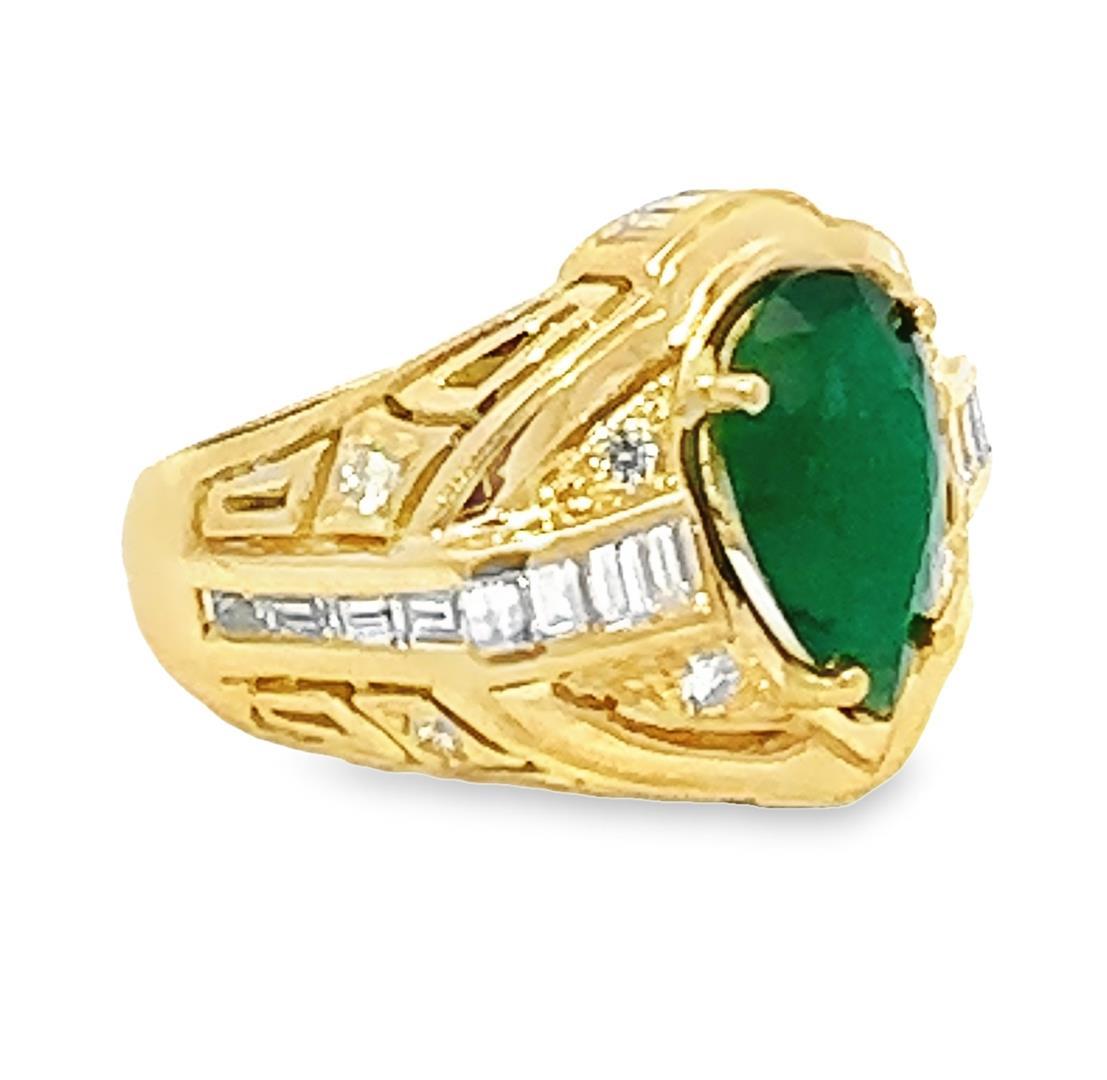 2.64 ctw Emerald and 1.50 ctw Diamond Ring - 18KT Yellow Gold