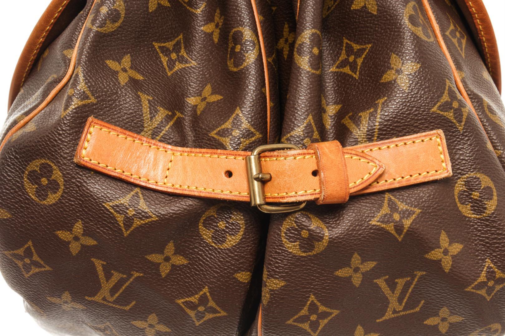 Louis Vuitton Brown monogram Saumur 35 Crossbody Bag