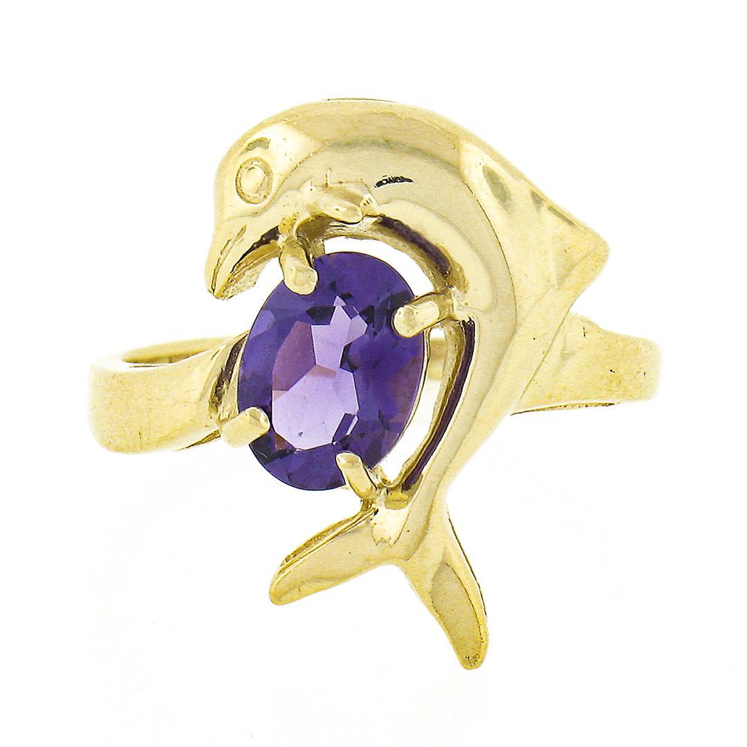 14k Yellow Gold Dolphin Jumping Over 0.90 ctw Oval Prong Amethyst Solitaire Ring