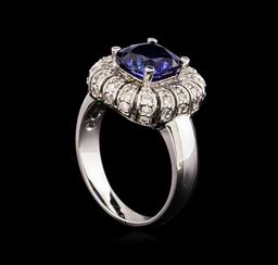 14KT White Gold 2.25 ctw Tanzanite and Diamond Ring