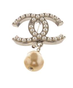 Chanel Silver CC Pearl Drop