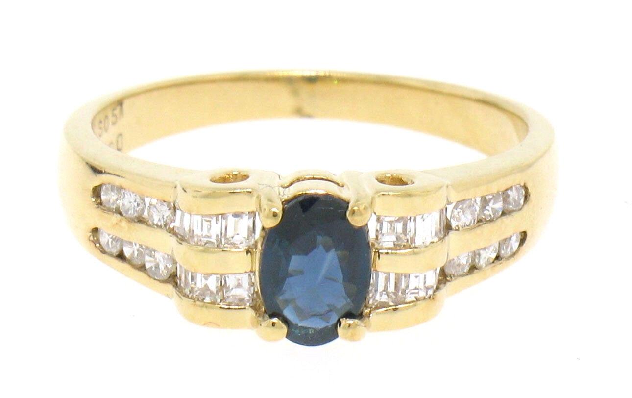 18k Yellow Gold .94 ctw Solitaire Oval Sapphire w/ Baguette & Round Diamond Ring