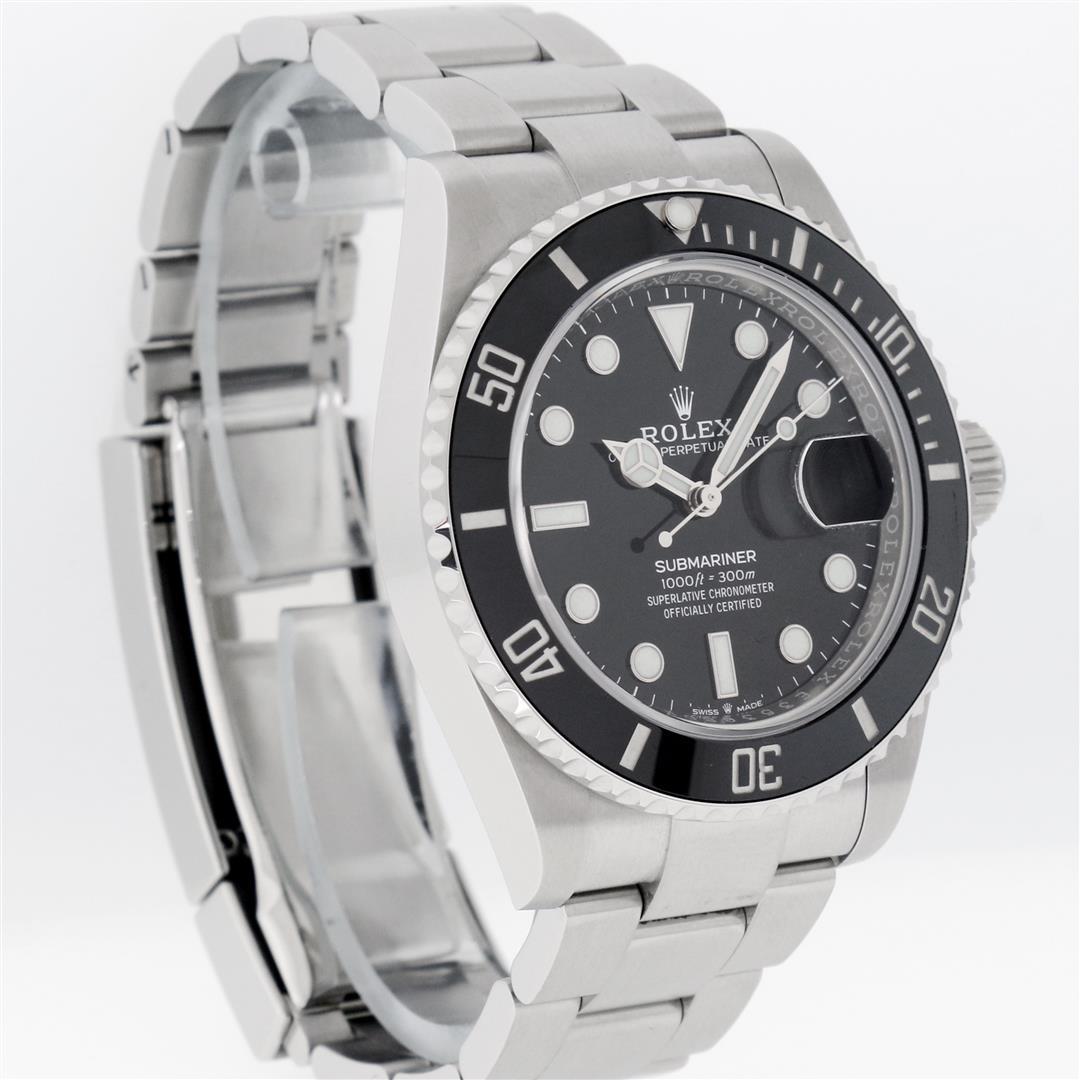 Rolex Mens Stainless Steel 41MM Submariner Date With Rolex Box And Papers