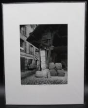 Eugene Atget  L'auberge Au Compas d'Or 1909