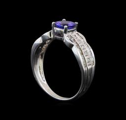 14KT White Gold 0.85 ctw Tanzanite and Diamond Ring