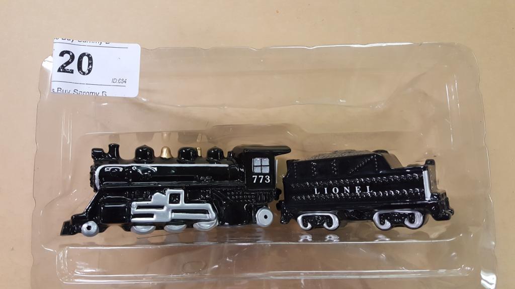 Lionel Ceramic Train & Ore Cart Salt & Pepper