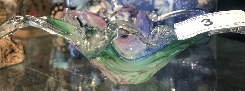 Art Glass Pulled Bowl 9 1/2" Across