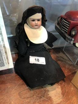 vtg porcelain nun doll