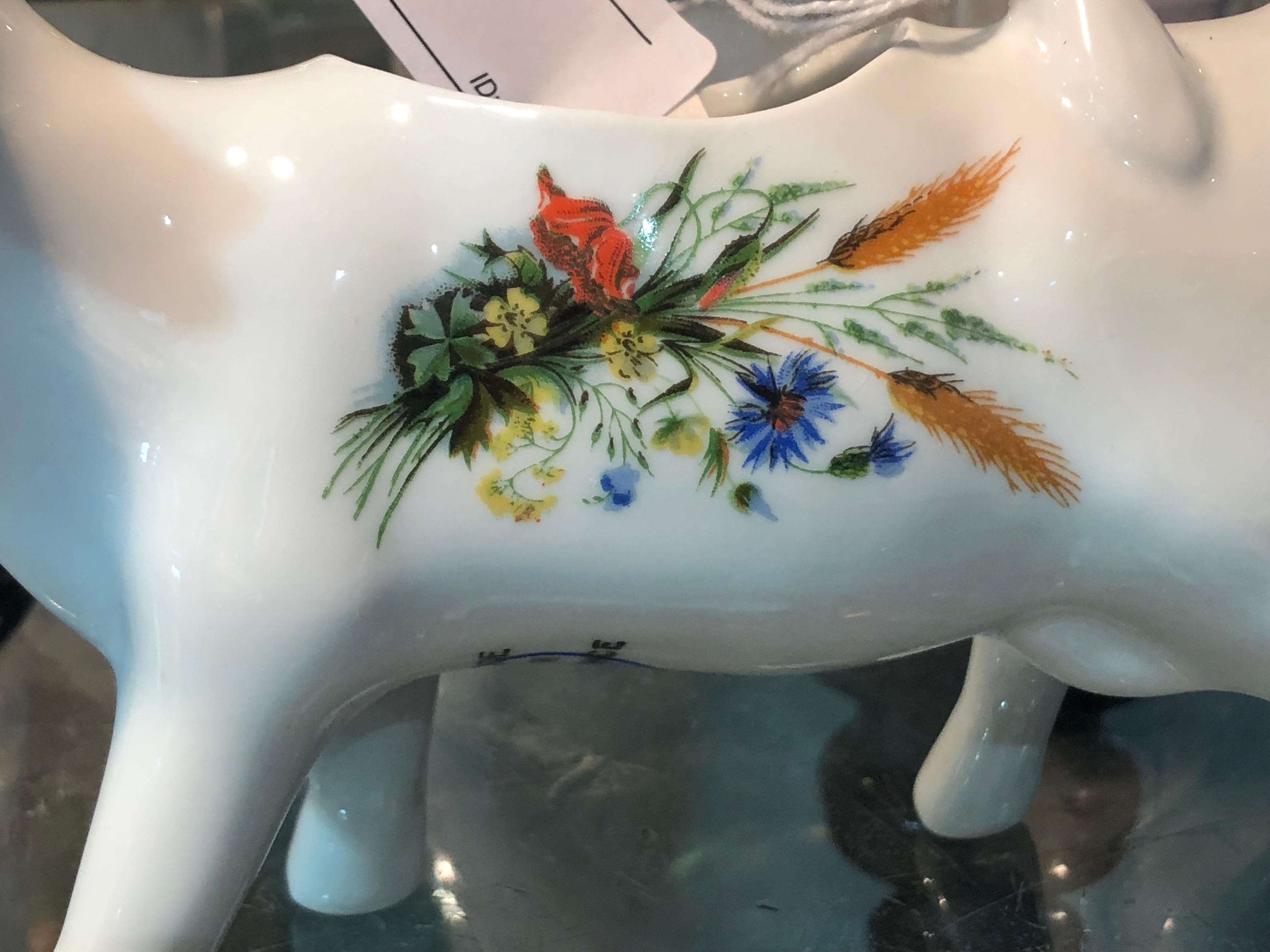 Cordon Blue, France Cow Creamer