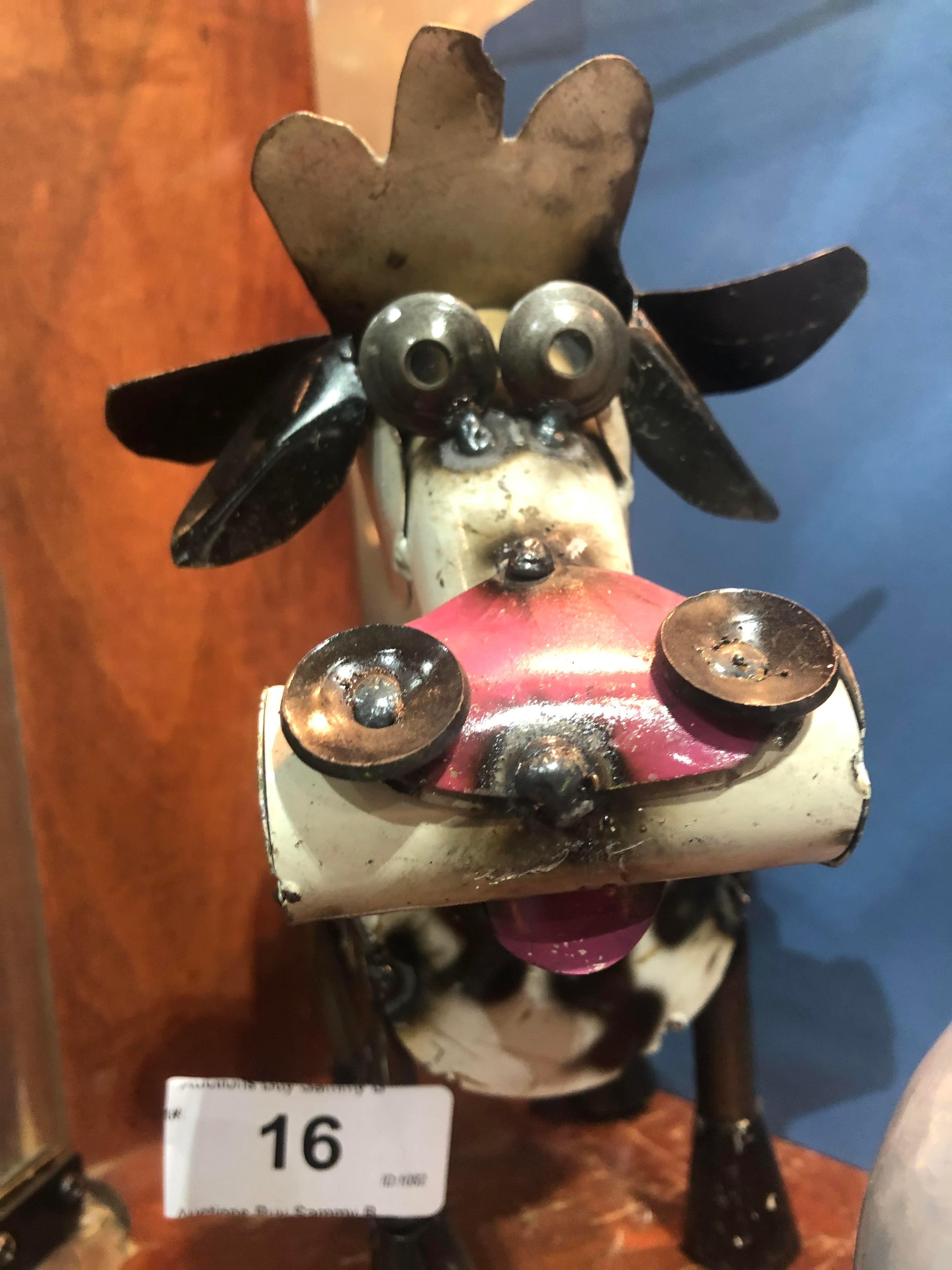 Metal Decor Bouncy Head Cow