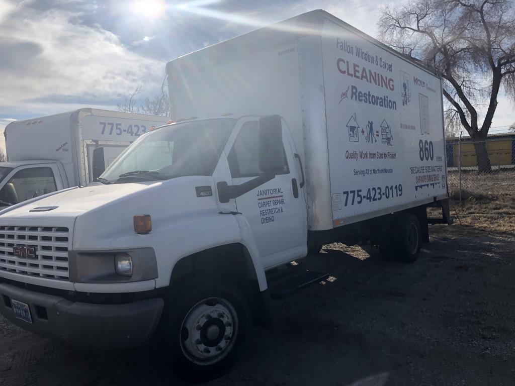 2003 GMC C4500 Box Truck,  Runs and drives