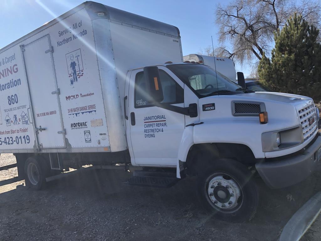 2003 GMC C4500 Box Truck,  Runs and drives