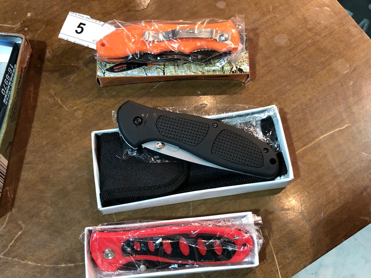 3 Pocket Knives w/ Boxes