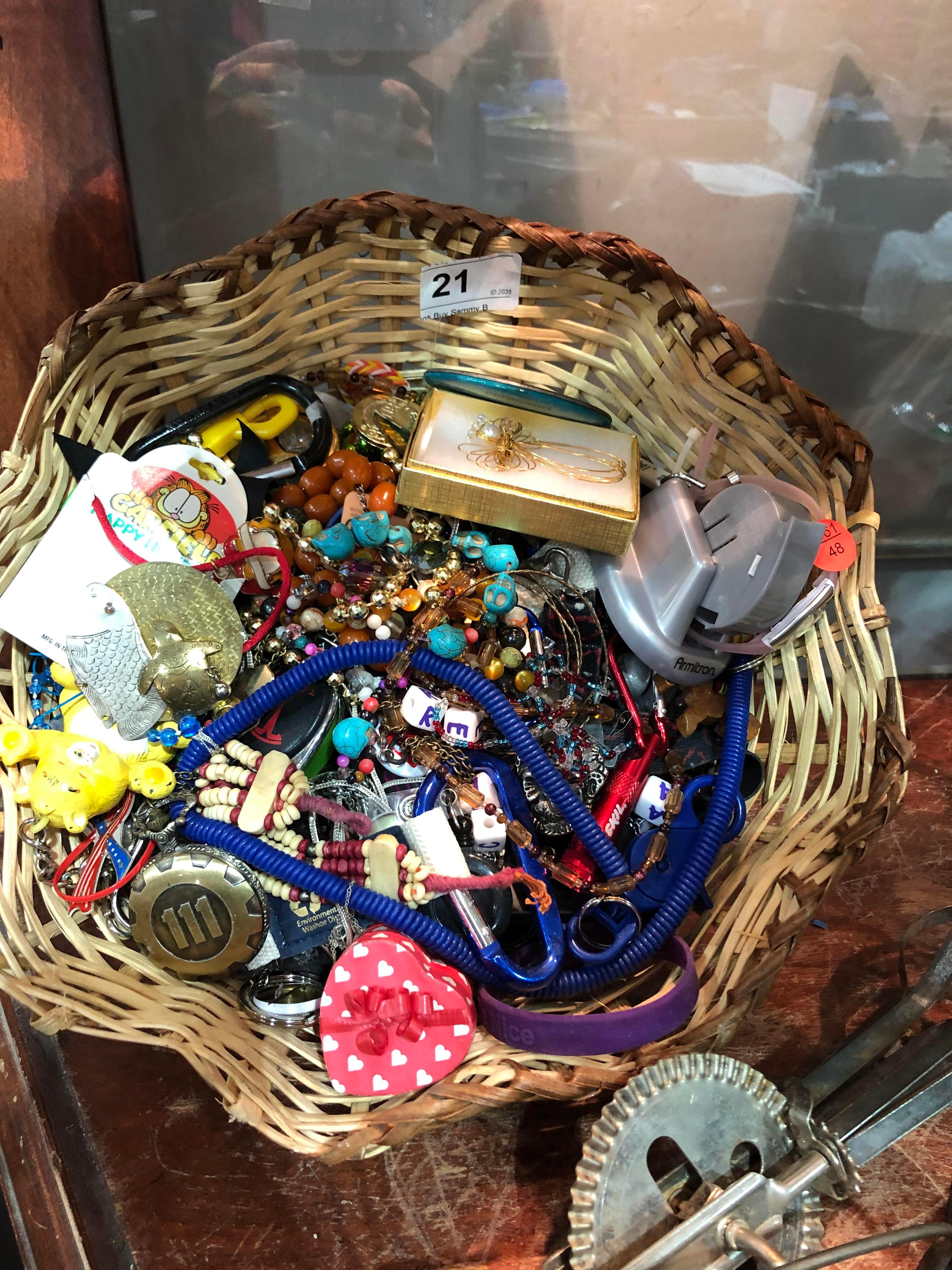 Basket of Jewelry, Watches & Ect