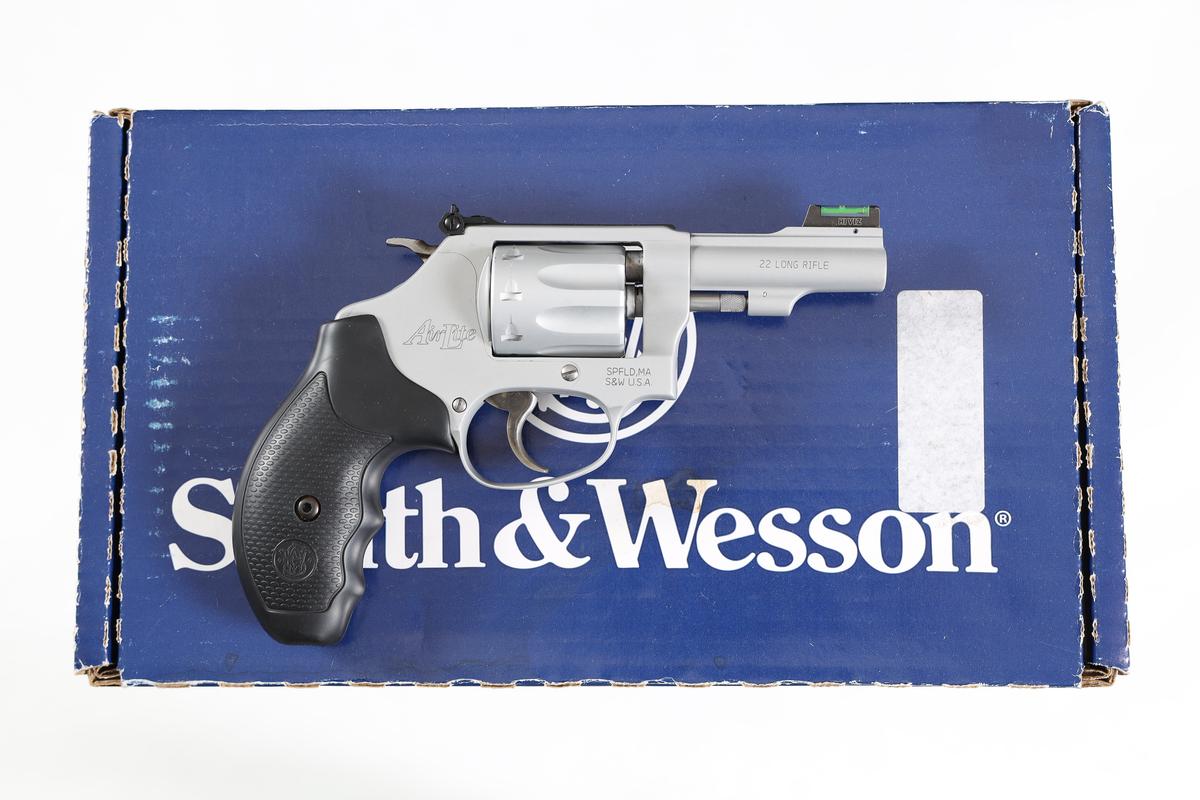 Smith & Wesson 317-3 Revolver .22 lr