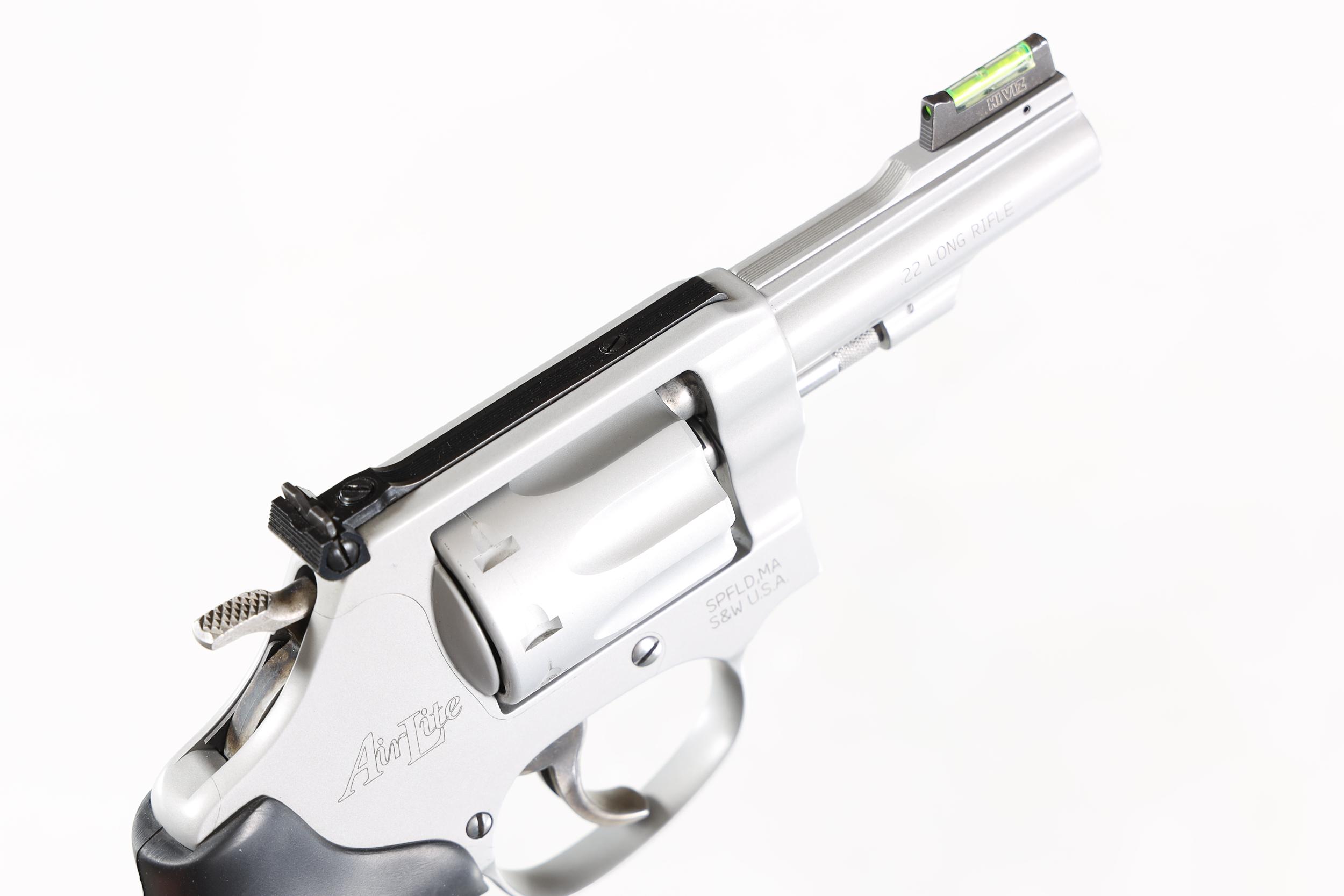 Smith & Wesson 317-3 Revolver .22 lr