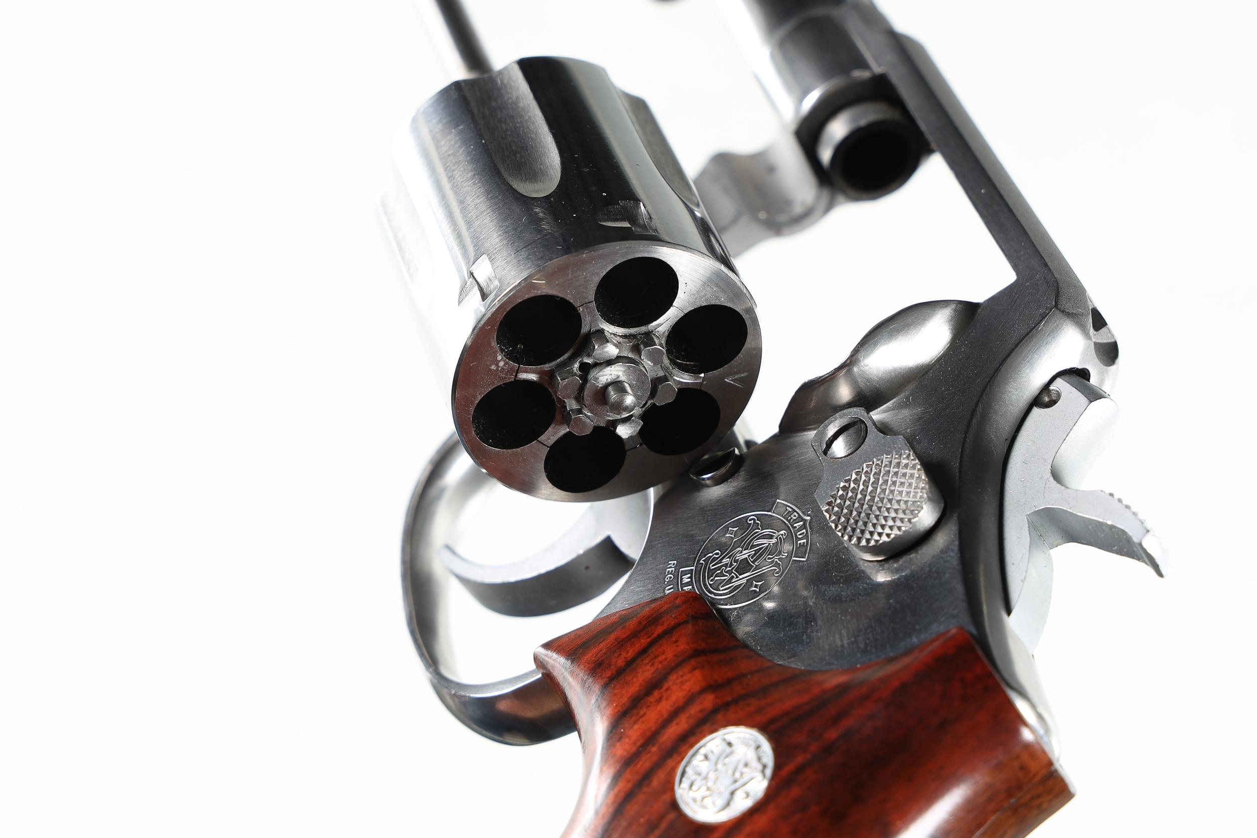 Smith & Wesson 64-3 Revolver .38 spl