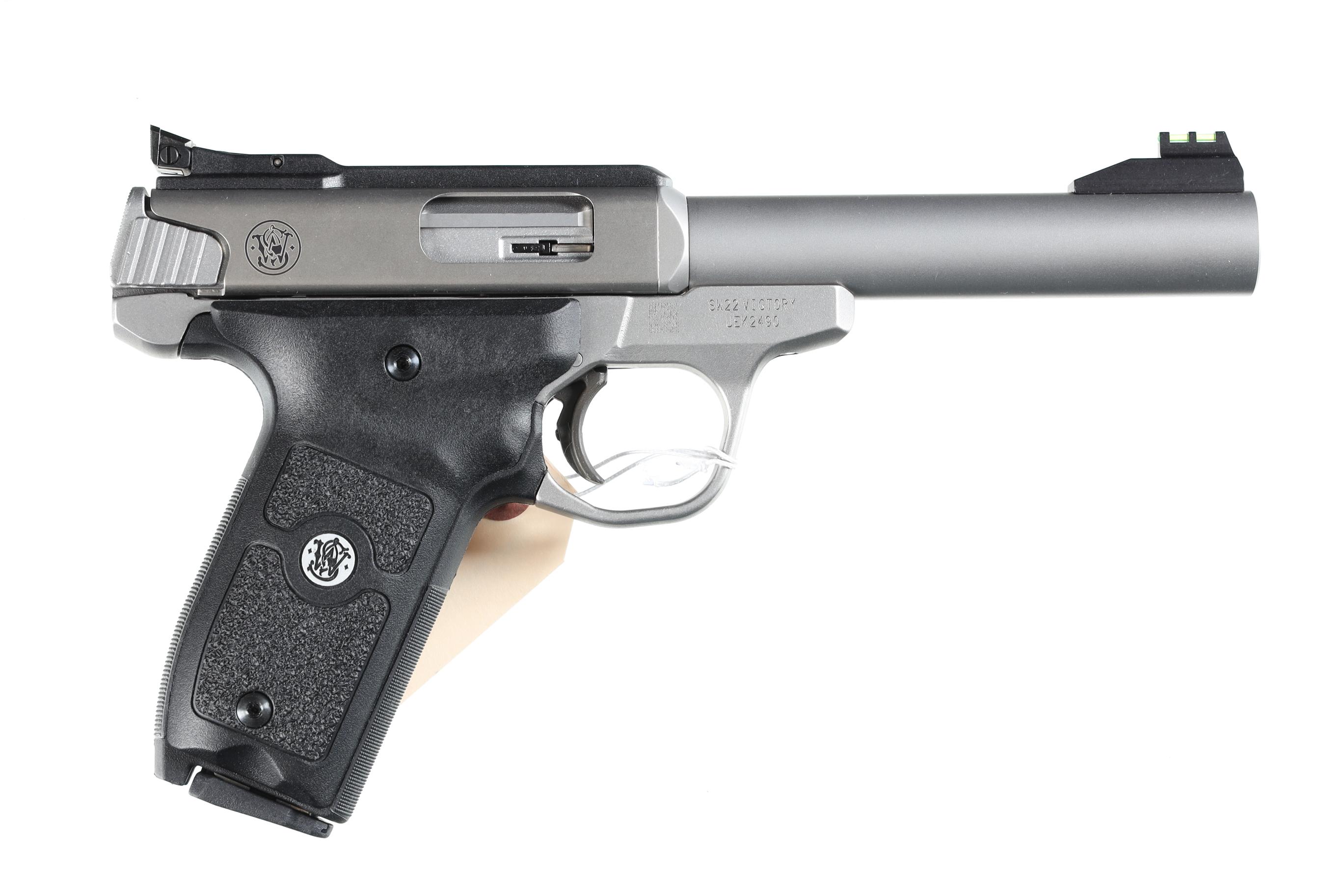 Smith & Wesson SW22 Victory Pistol .22 lr