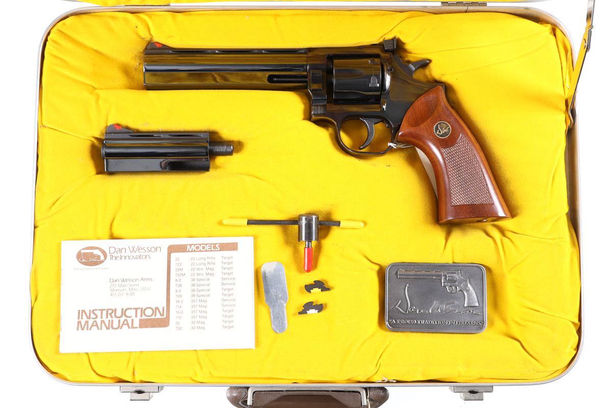 Dan Wesson 22 Revolver .22 lr