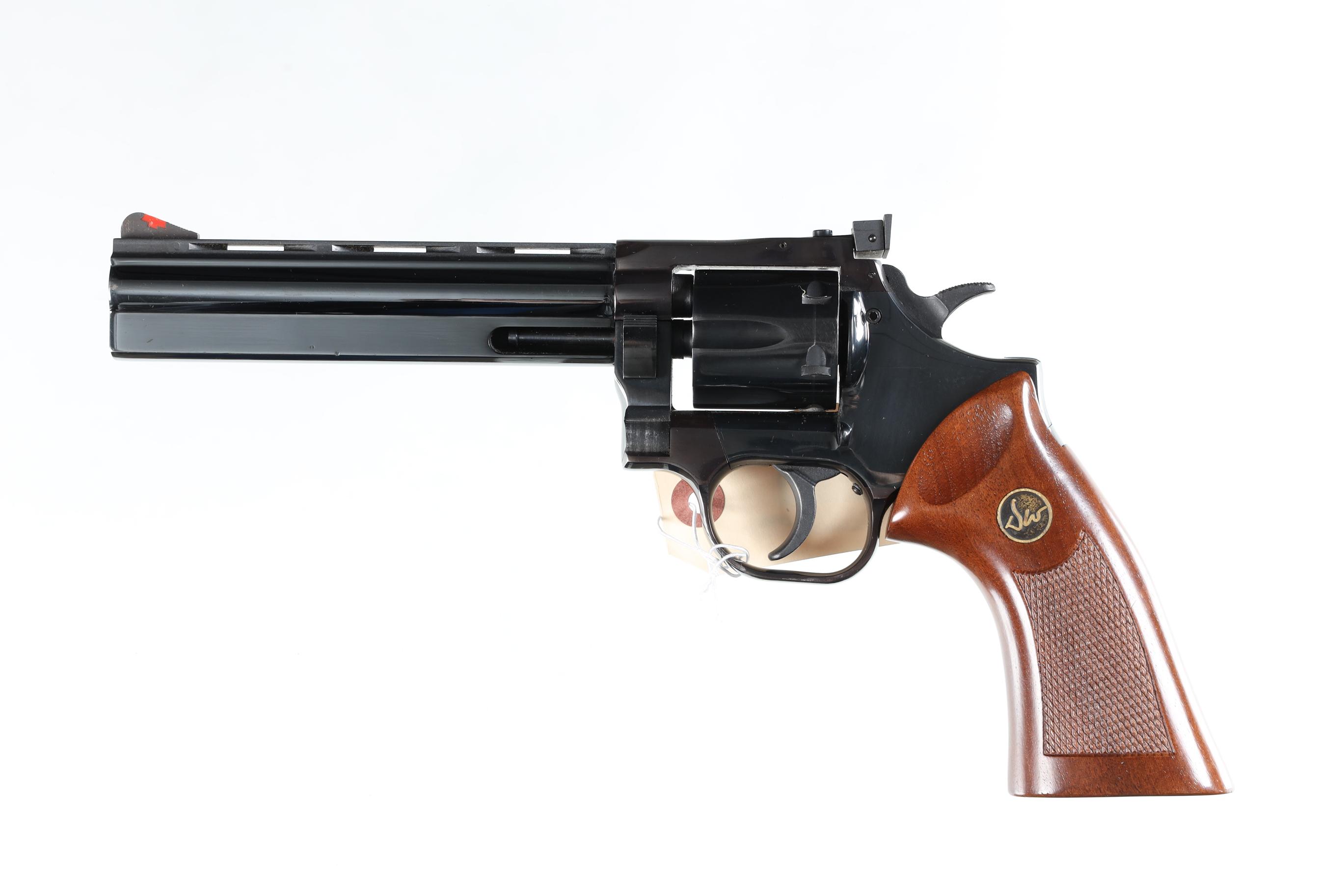 Dan Wesson 22 Revolver .22 lr