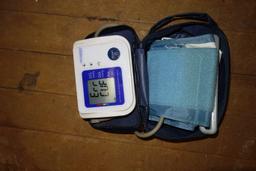 Life Source Blood Pressure Cuff Ua 1010