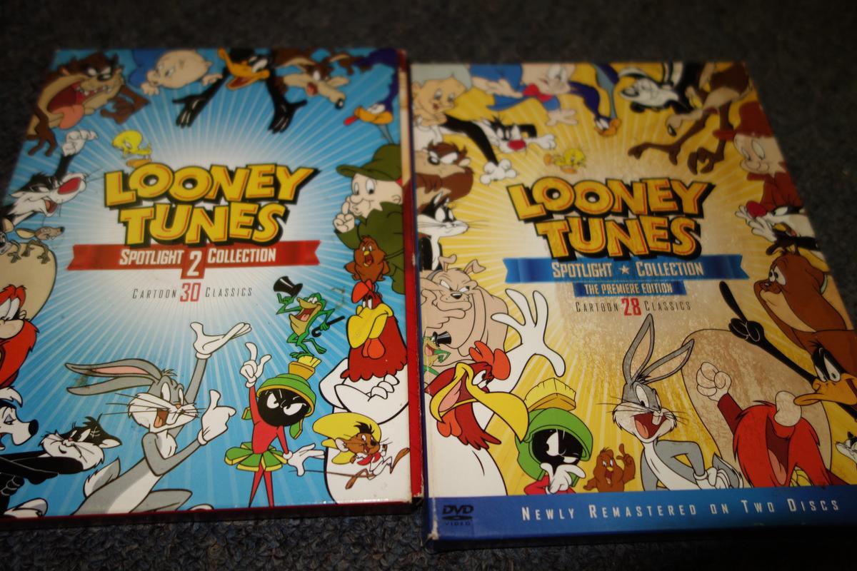 Looney Tunes Two Sets Spotlight Collections